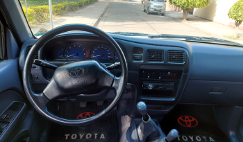 TOYOTA HILUX 2003 lleno