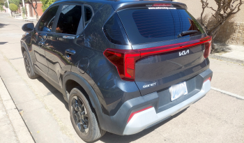 KIA SONET 2025 lleno