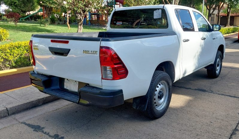 TOYOTA HILUX 2020 lleno