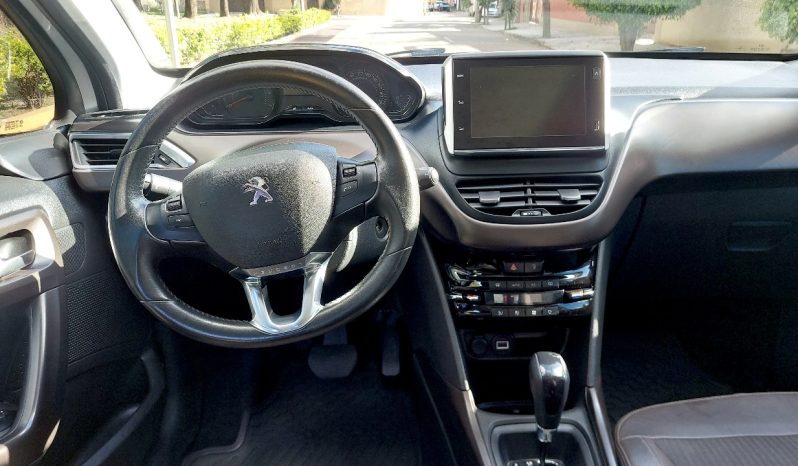 PEUGEOT 2008 lleno