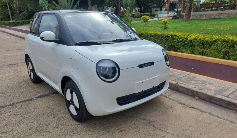 CHANGAN LUMIN  ELECTRICO lleno